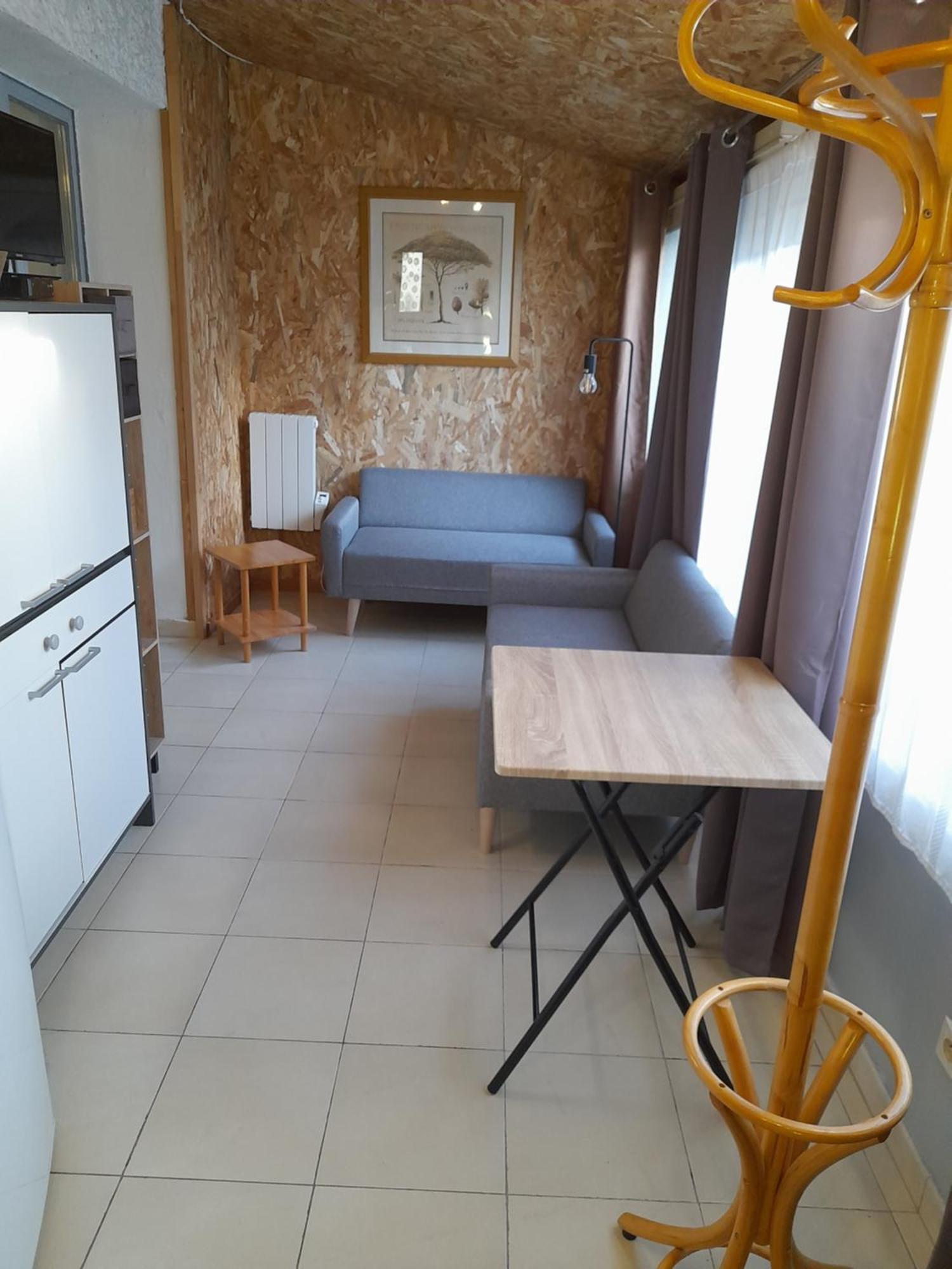 Chambres D'Hotes Chez Cecile A Lagnes Εξωτερικό φωτογραφία